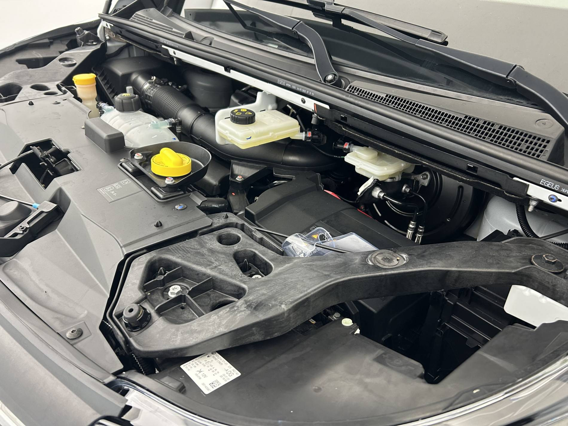 Vente en ligne Renault Trafic 3 Fourgon TRAFIC FG BLUE DCI 130 L1H1 3T GSR2 au prix de 24 990 €