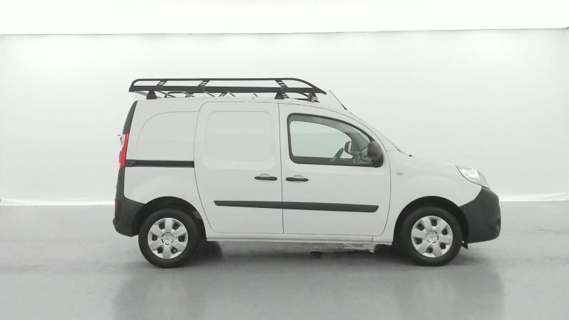 Vente en ligne Renault Kangoo Express  BLUE DCI 95 au prix de 13 990 €