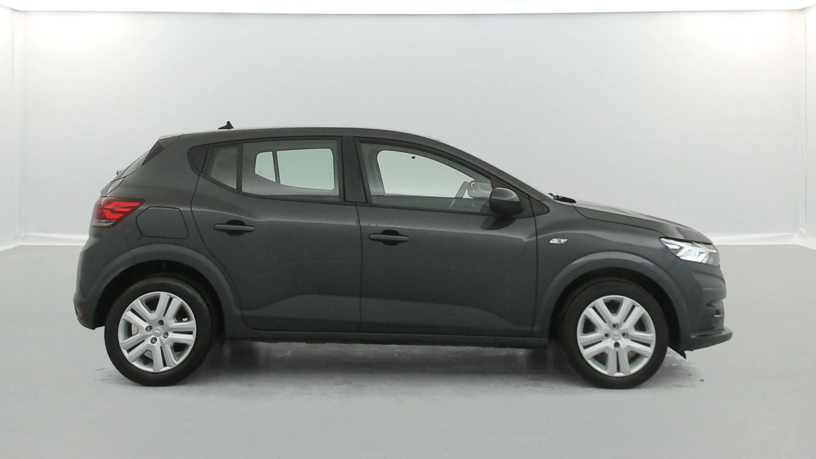 Vente en ligne Dacia Sandero 3  ECO-G 100 au prix de 12 390 €