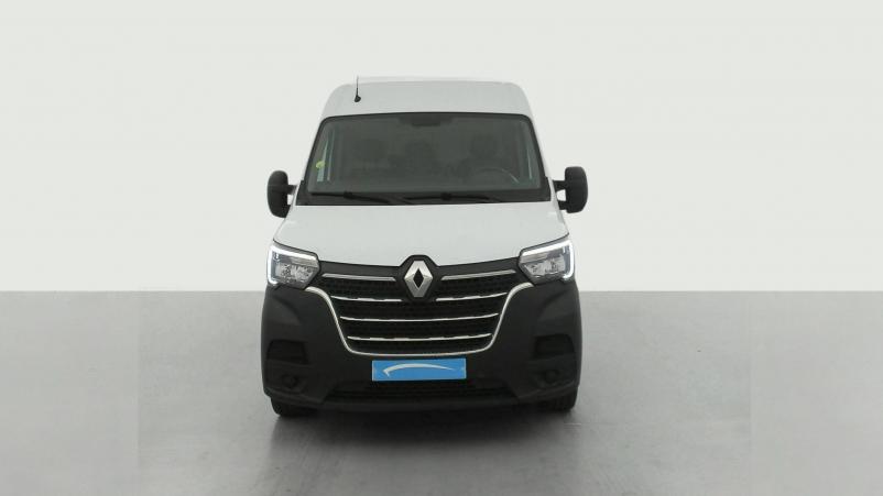 Vente en ligne Renault Master 3 Fourgon MASTER FGN TRAC F3500 L2H2 DCI 135 au prix de 23 990 €