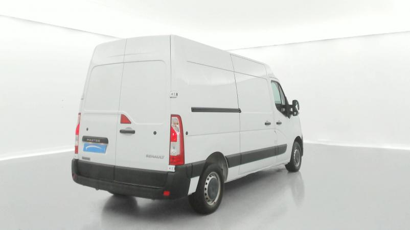 Vente en ligne Renault Master 3 Fourgon MASTER FGN TRAC F3500 L2H2 DCI 135 au prix de 23 990 €