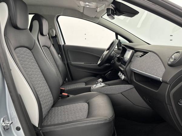 Vente en ligne Renault Zoé Zoe R135 - 22B au prix de 17 590 €