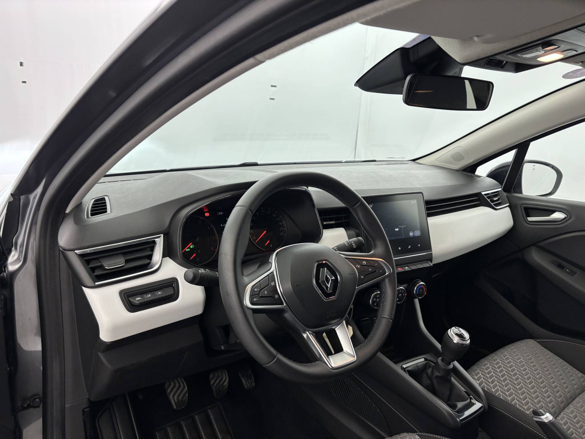 Vente en ligne Renault Clio 5 Clio TCe 90 au prix de 14 390 €