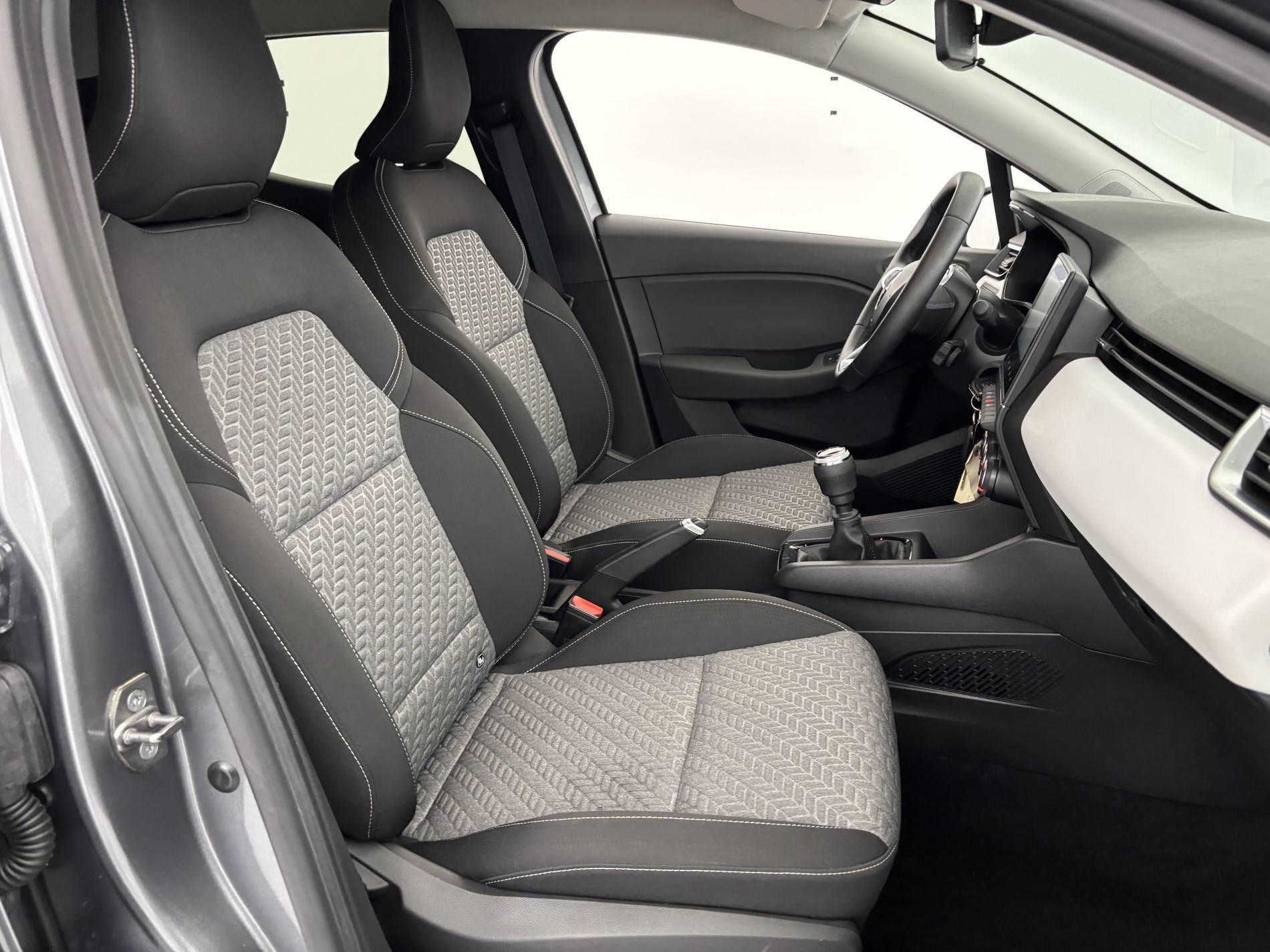 Vente en ligne Renault Clio 5 Clio TCe 90 au prix de 14 390 €