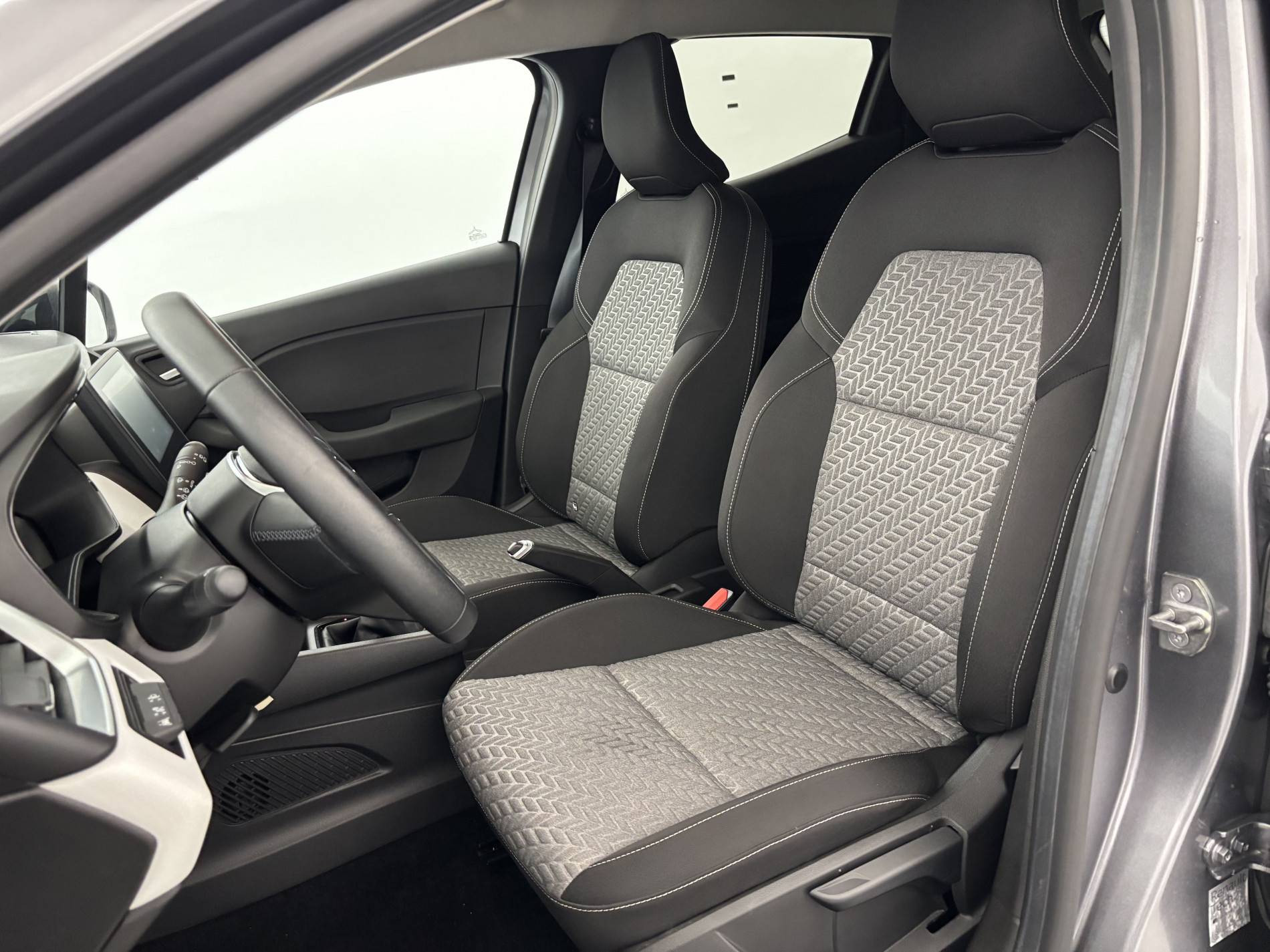 Vente en ligne Renault Clio 5 Clio TCe 90 au prix de 14 390 €