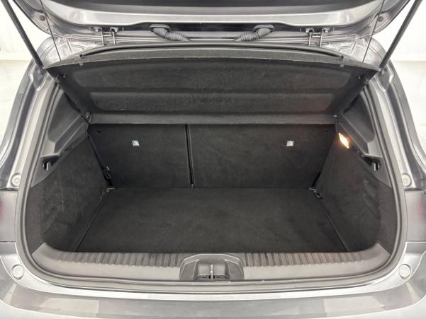 Vente en ligne Renault Clio 5 Clio TCe 90 au prix de 16 390 €