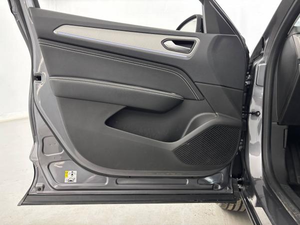 Vente en ligne Renault Arkana  E-Tech 145 - 21B au prix de 18 990 €