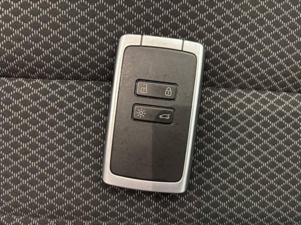 Vente en ligne Renault Arkana  E-Tech 145 - 22 au prix de 25 990 €