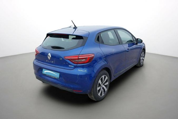 Vente en ligne Renault Clio 5 Clio E-Tech full hybrid 145 au prix de 17 390 €