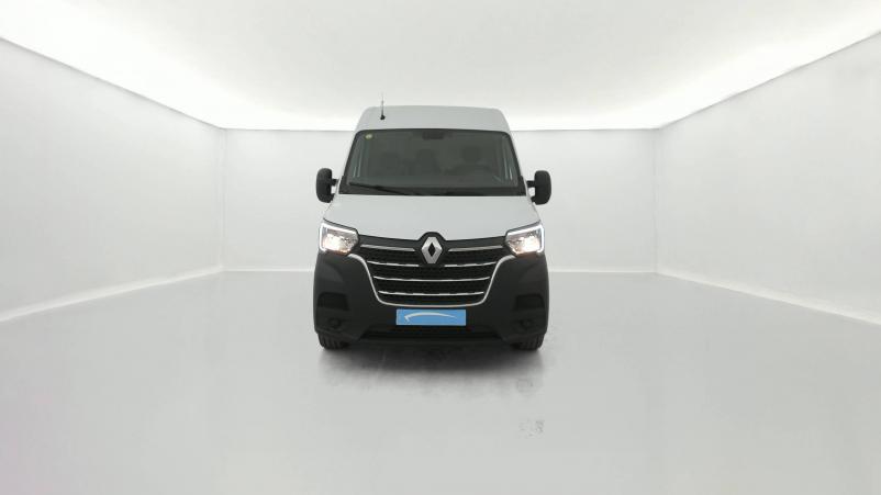 Vente en ligne Renault Master Fourgon MASTER FGN TRAC F3500 L2H2 DCI 135 au prix de 20 990 €