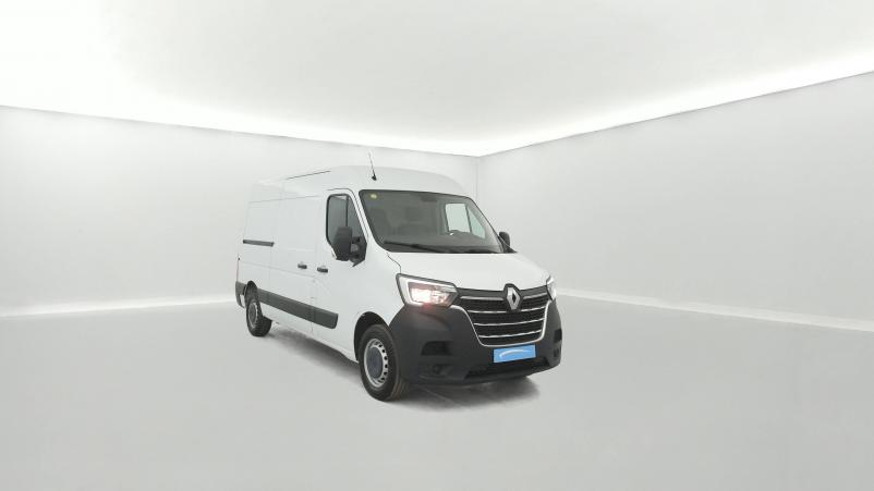 Vente en ligne Renault Master Fourgon MASTER FGN TRAC F3500 L2H2 DCI 135 au prix de 20 990 €
