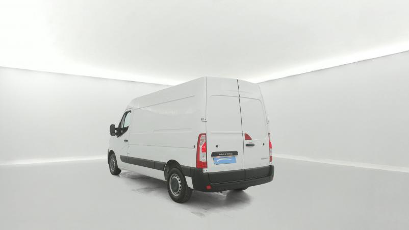 Vente en ligne Renault Master Fourgon MASTER FGN TRAC F3500 L2H2 DCI 135 au prix de 20 990 €