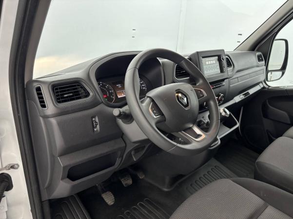 Vente en ligne Renault Master Fourgon MASTER FGN TRAC F3500 L2H2 DCI 135 au prix de 20 990 €