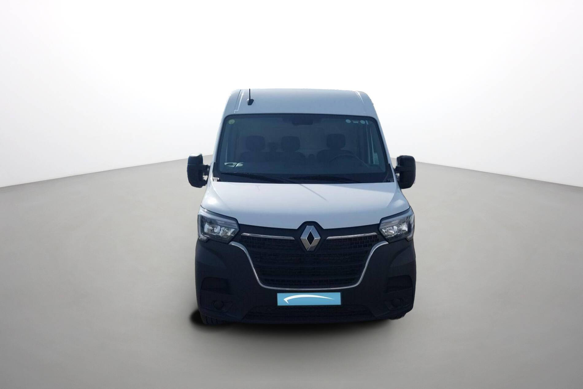 Vente en ligne Renault Master Fourgon MASTER FGN TRAC F3500 L2H2 BLUE DCI 135 au prix de 27 990 €