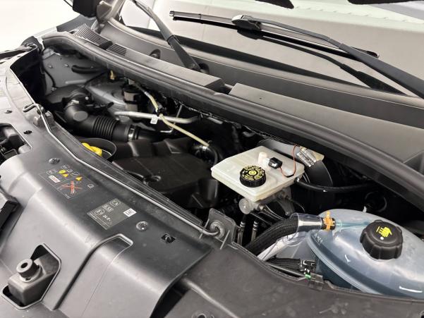 Vente en ligne Renault Master Fourgon MASTER FGN TRAC F3500 L2H2 BLUE DCI 135 au prix de 26 990 €