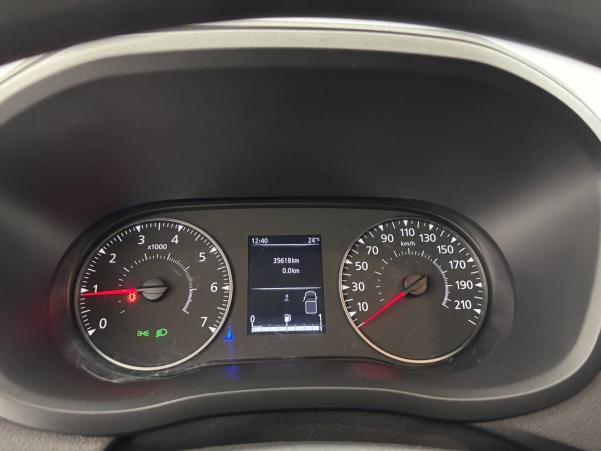 Vente en ligne Renault Master Fourgon MASTER FGN TRAC F3500 L2H2 BLUE DCI 135 au prix de 26 990 €