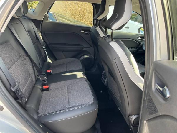 Vente en ligne Renault Captur  Blue dCi 115 au prix de 17 990 €