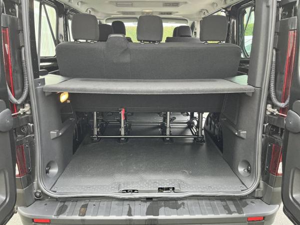 Vente en ligne Renault Trafic  L1 dCi 150 Energy S&S au prix de 36 990 €