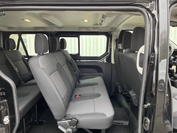 Vente en ligne Renault Trafic  L1 dCi 150 Energy S&S au prix de 36 990 €
