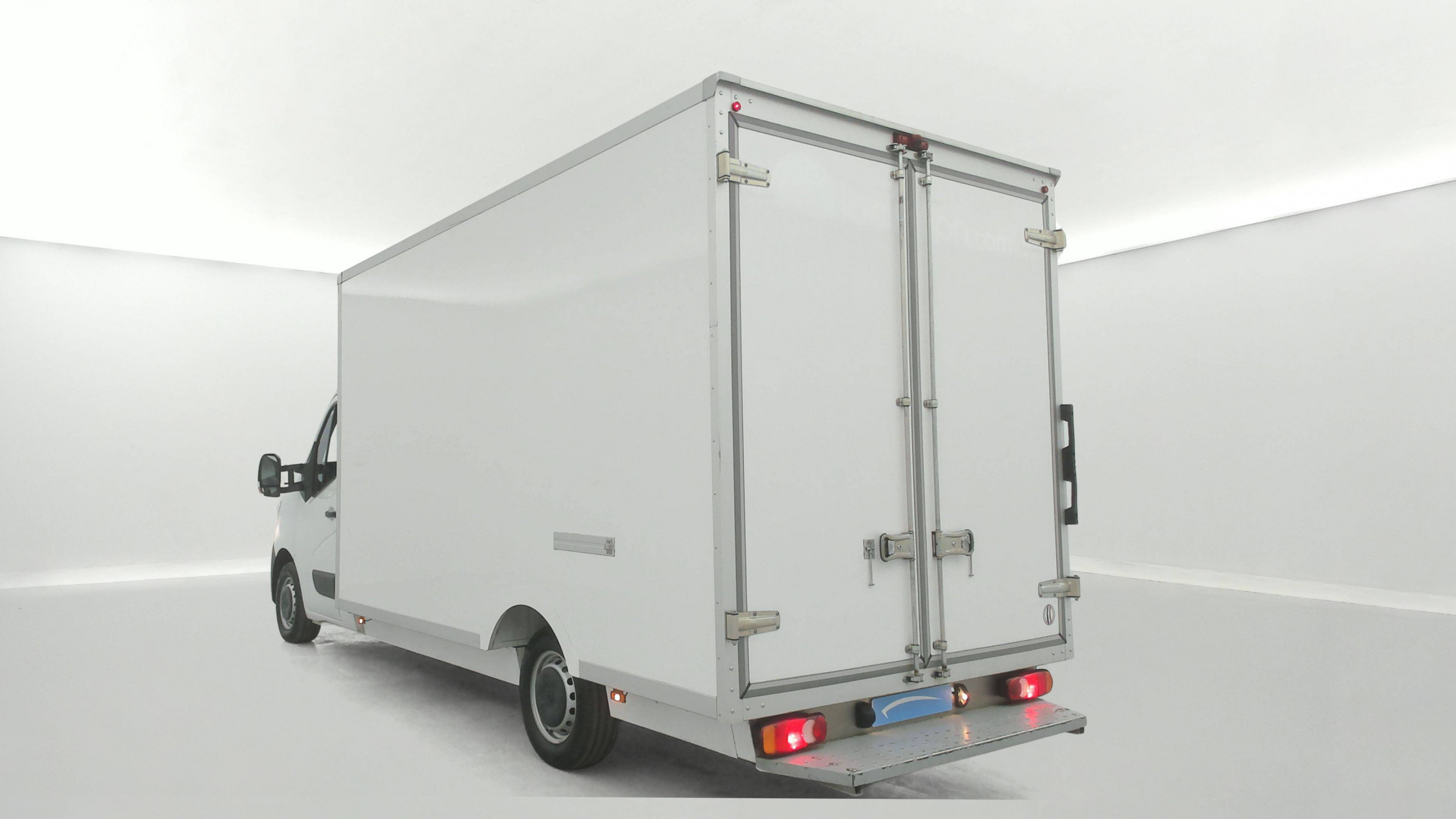 Vente en ligne Renault Master 3 Châssis Cabine MASTER PHC TRAC F3500 L3H1 BLUE DCI 145 EURO VI au prix de 28 990 €