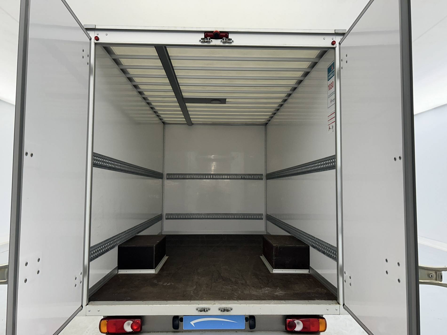 Vente en ligne Renault Master 3 Châssis Cabine MASTER PHC TRAC F3500 L3H1 BLUE DCI 145 EURO VI au prix de 28 990 €