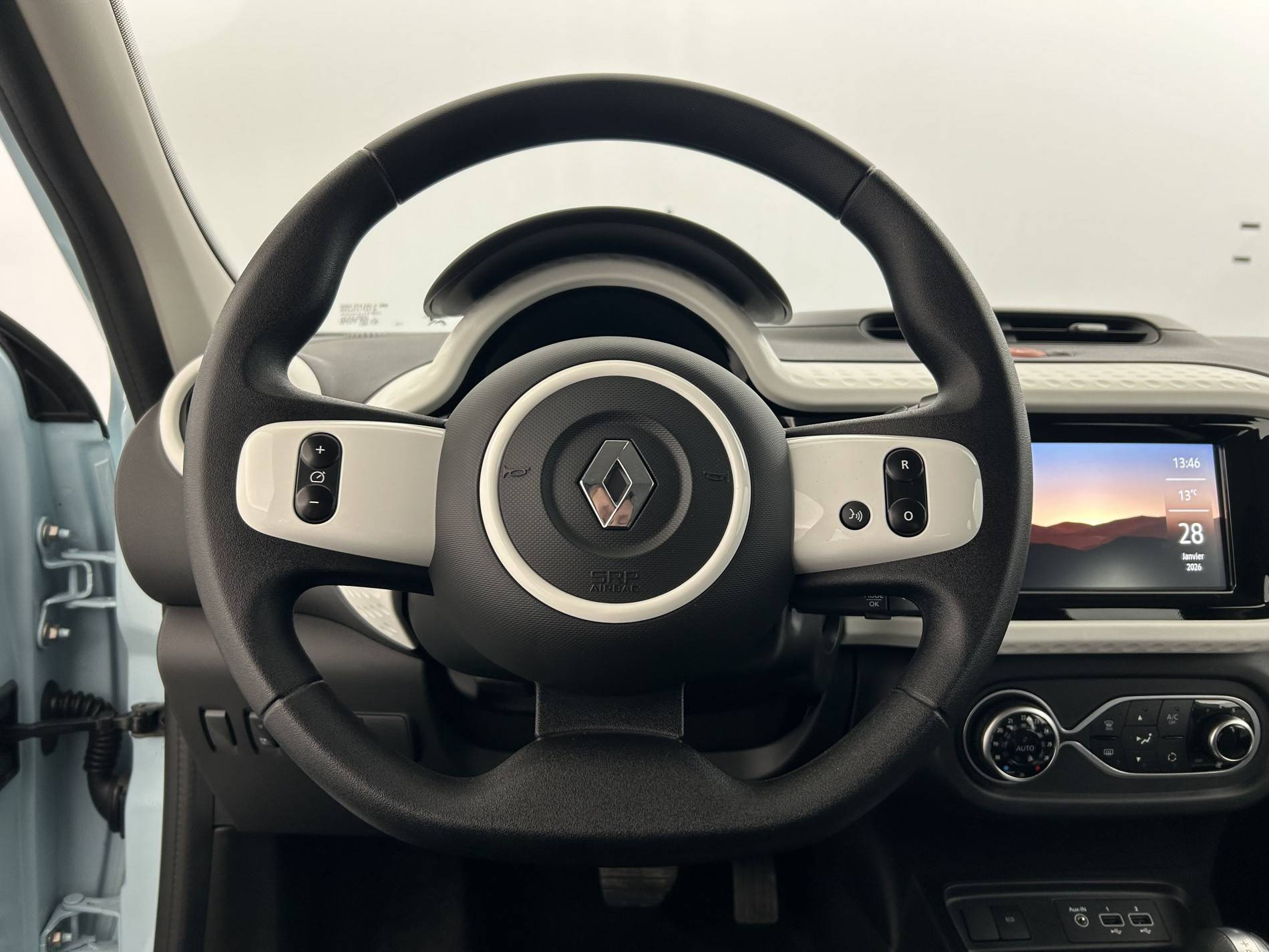 Vente en ligne Renault Twingo Electrique Twingo III E-Tech au prix de 10 990 €