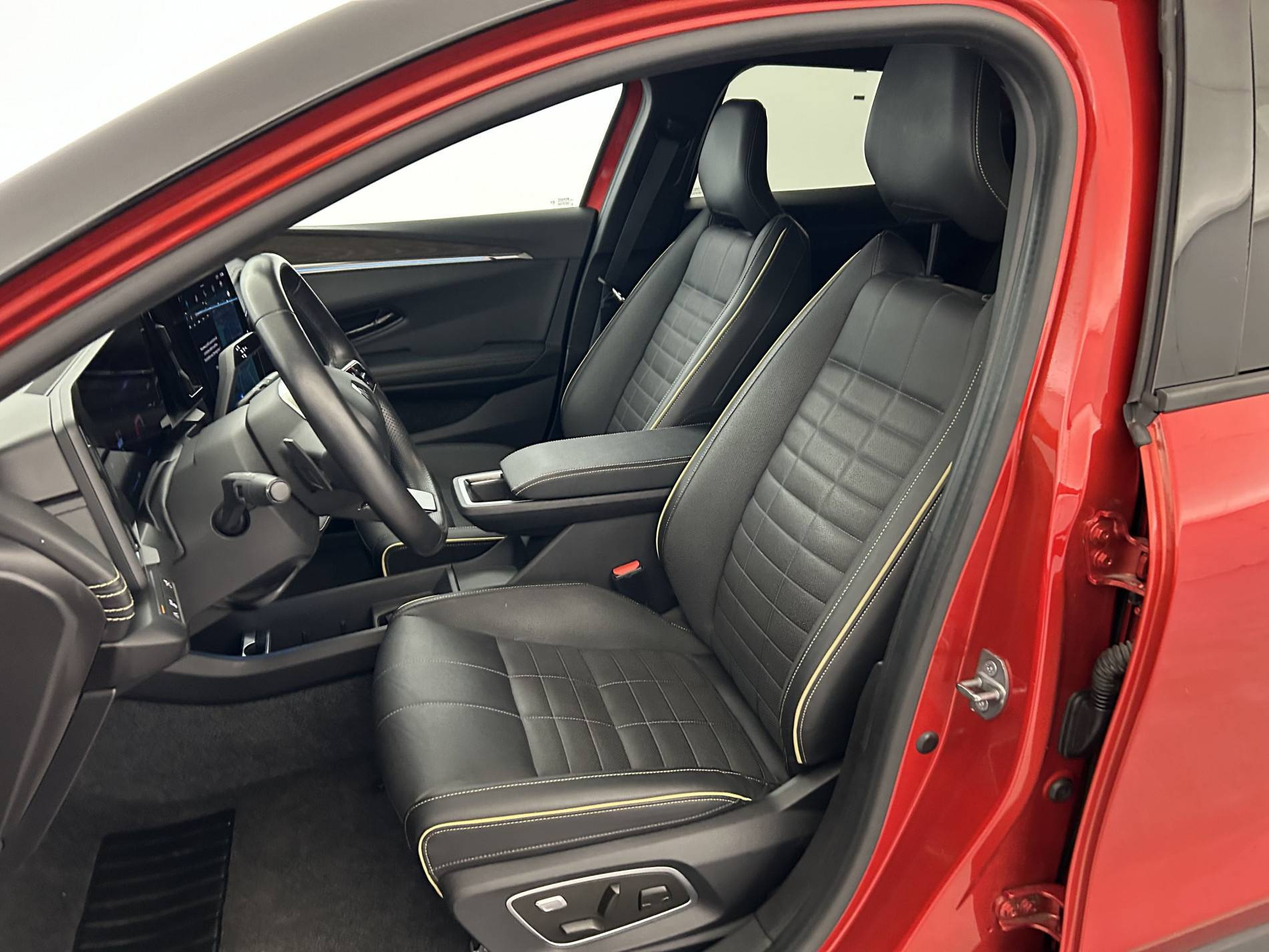 Vente en ligne Renault Megane E-Tech  EV60 220 ch super charge au prix de 25 790 €