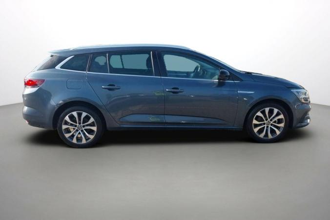 Vente en ligne Renault Megane 4 Estate  TCe 140 EDC au prix de 23 990 €