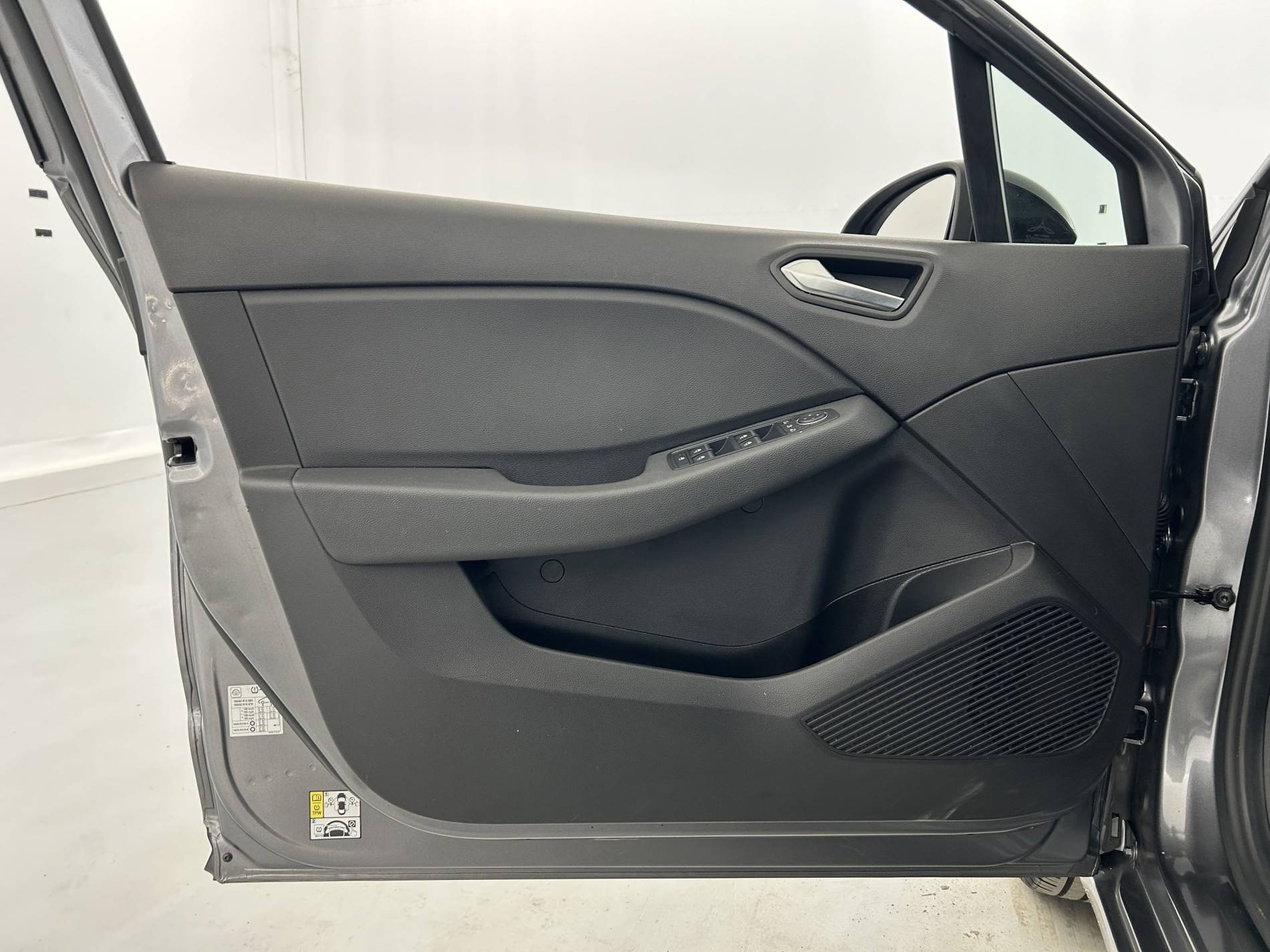 Vente en ligne Renault Clio 5 Clio TCe 90 au prix de 14 390 €