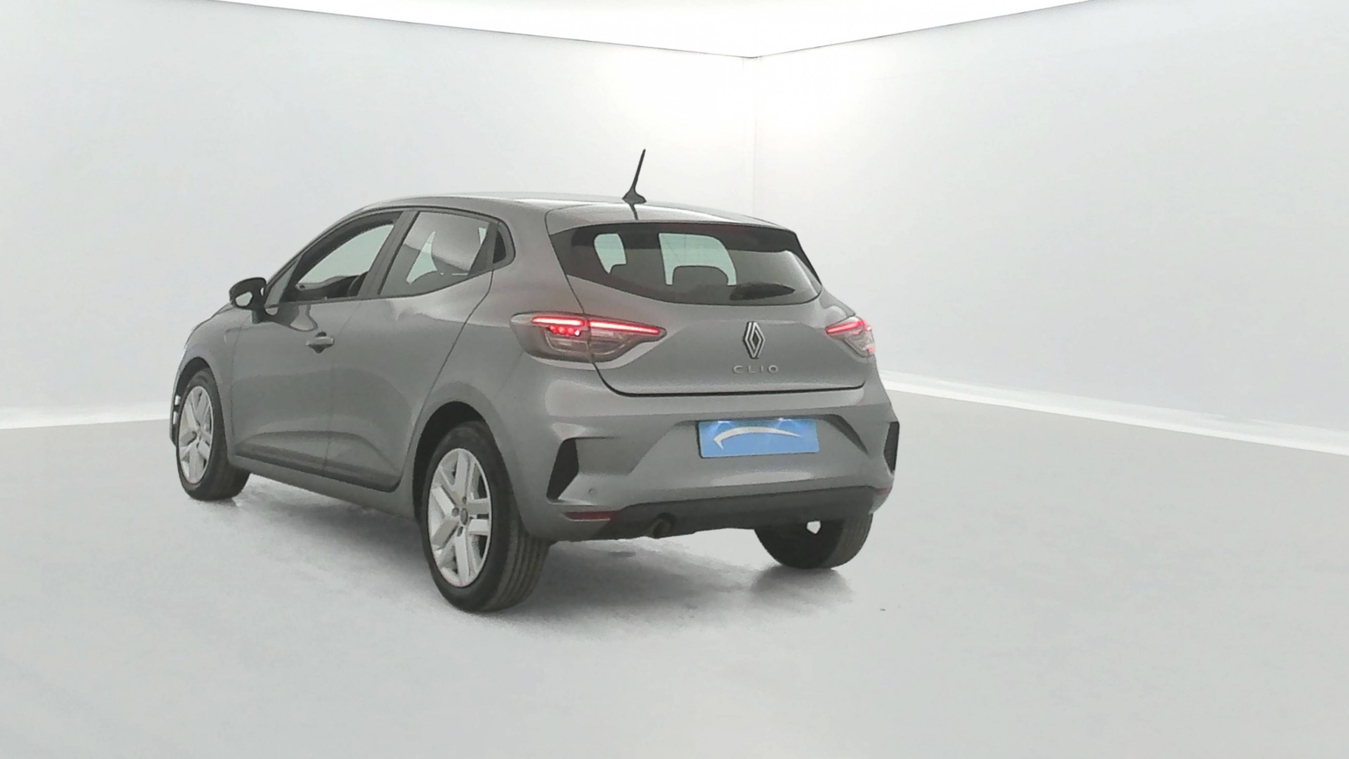 Vente en ligne Renault Clio 5 Clio TCe 90 au prix de 14 390 €