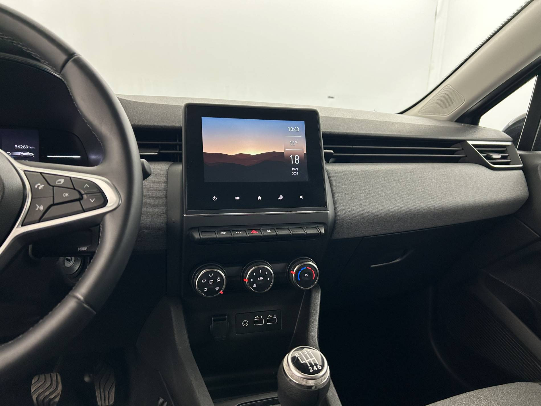 Vente en ligne Renault Clio 5 Clio TCe 90 au prix de 14 390 €