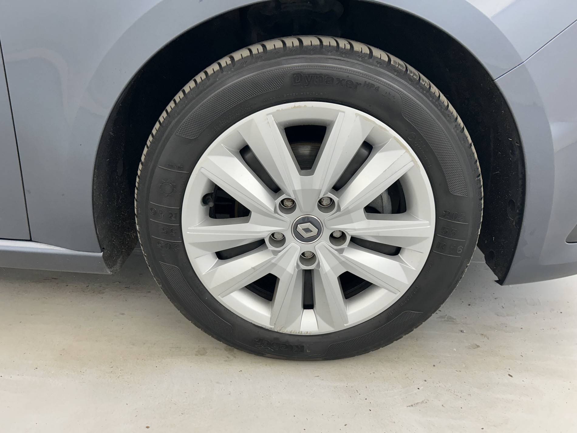 Vente en ligne Renault Megane 4 Mégane IV Berline Blue dCi 115 au prix de 14 890 €