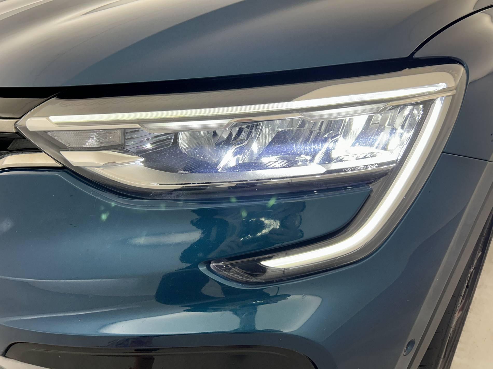 Vente en ligne Renault Arkana  E-Tech 145 - 21B au prix de 17 990 €