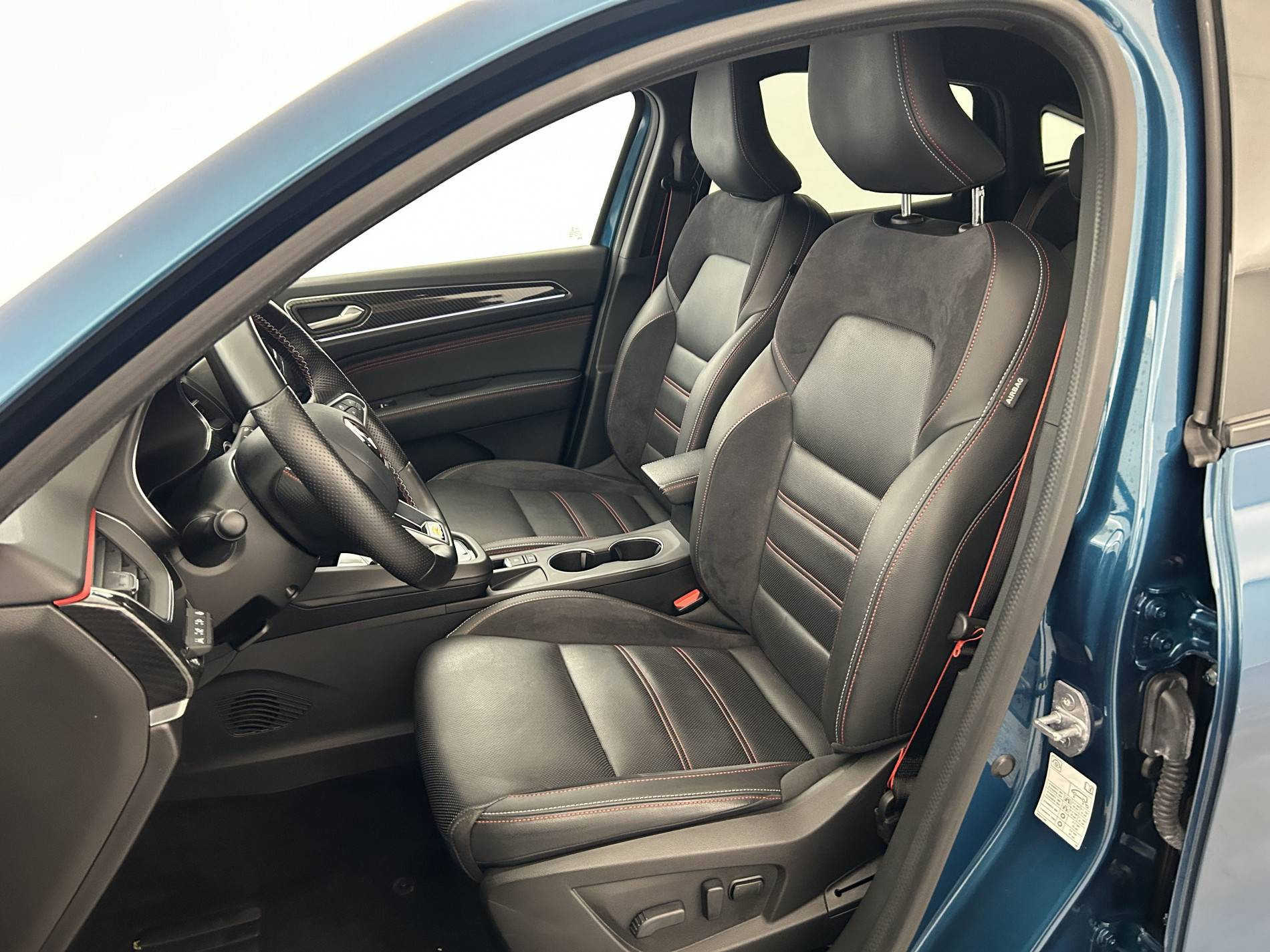 Vente en ligne Renault Arkana  E-Tech 145 - 21B au prix de 17 990 €