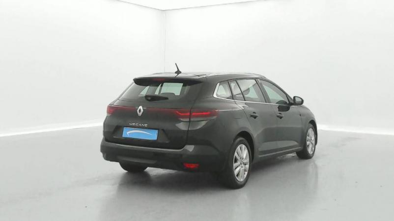 Vente en ligne Renault Megane 4 Estate Mégane IV Estate TCe 140 EDC FAP au prix de 17 790 €