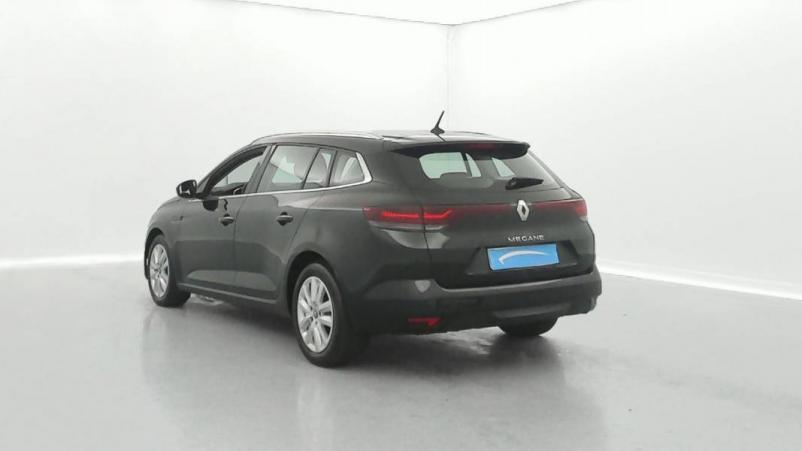 Vente en ligne Renault Megane 4 Estate Mégane IV Estate TCe 140 EDC FAP au prix de 17 790 €