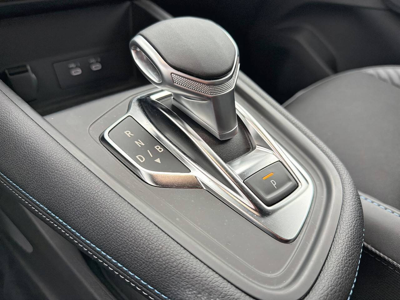 Vente en ligne Renault Captur  E-Tech full hybrid 145 ch au prix de 28 990 €