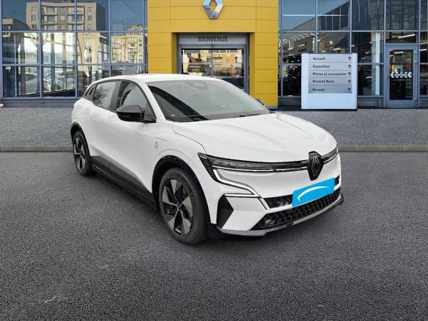 Vente en ligne Renault Megane E-Tech  130 ch autonomie urbaine AC7 au prix de 26 990 €