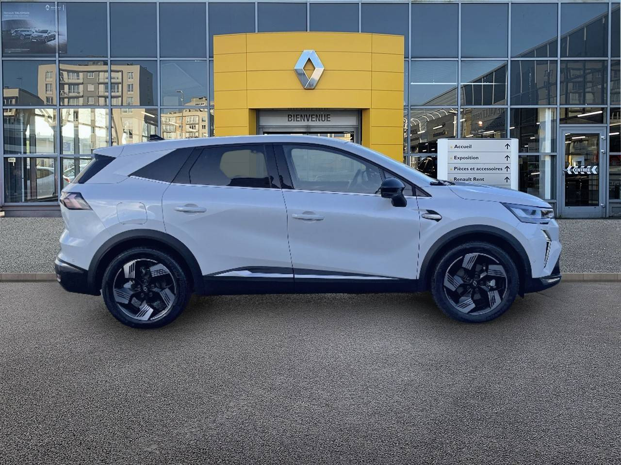 Vente en ligne Renault Symbioz  E-Tech full hybrid 145 au prix de 29 790 €