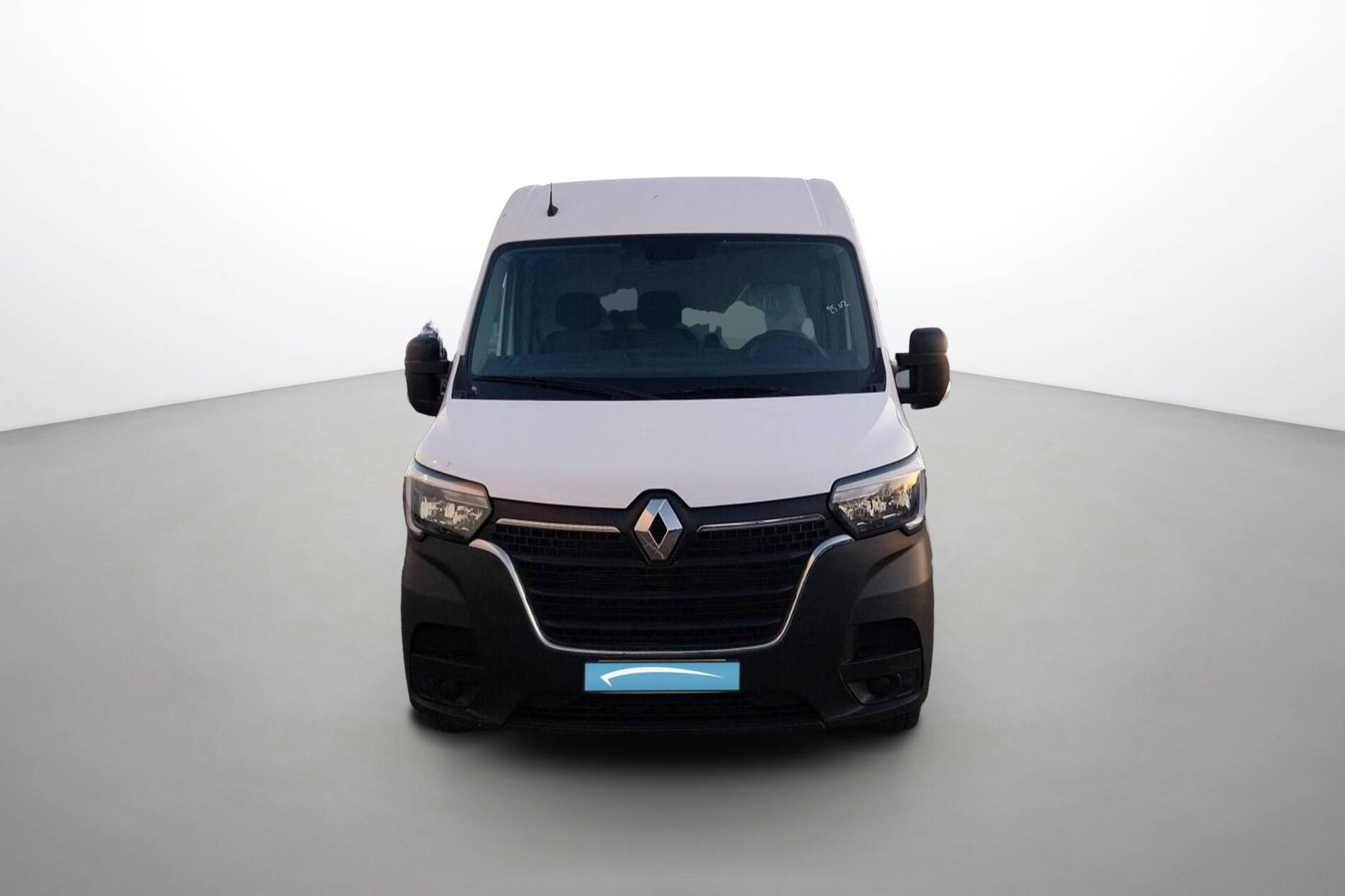 Vente en ligne Renault Master Fourgon MASTER FGN TRAC F3500 L2H2 BLUE DCI 135 au prix de 25 990 €