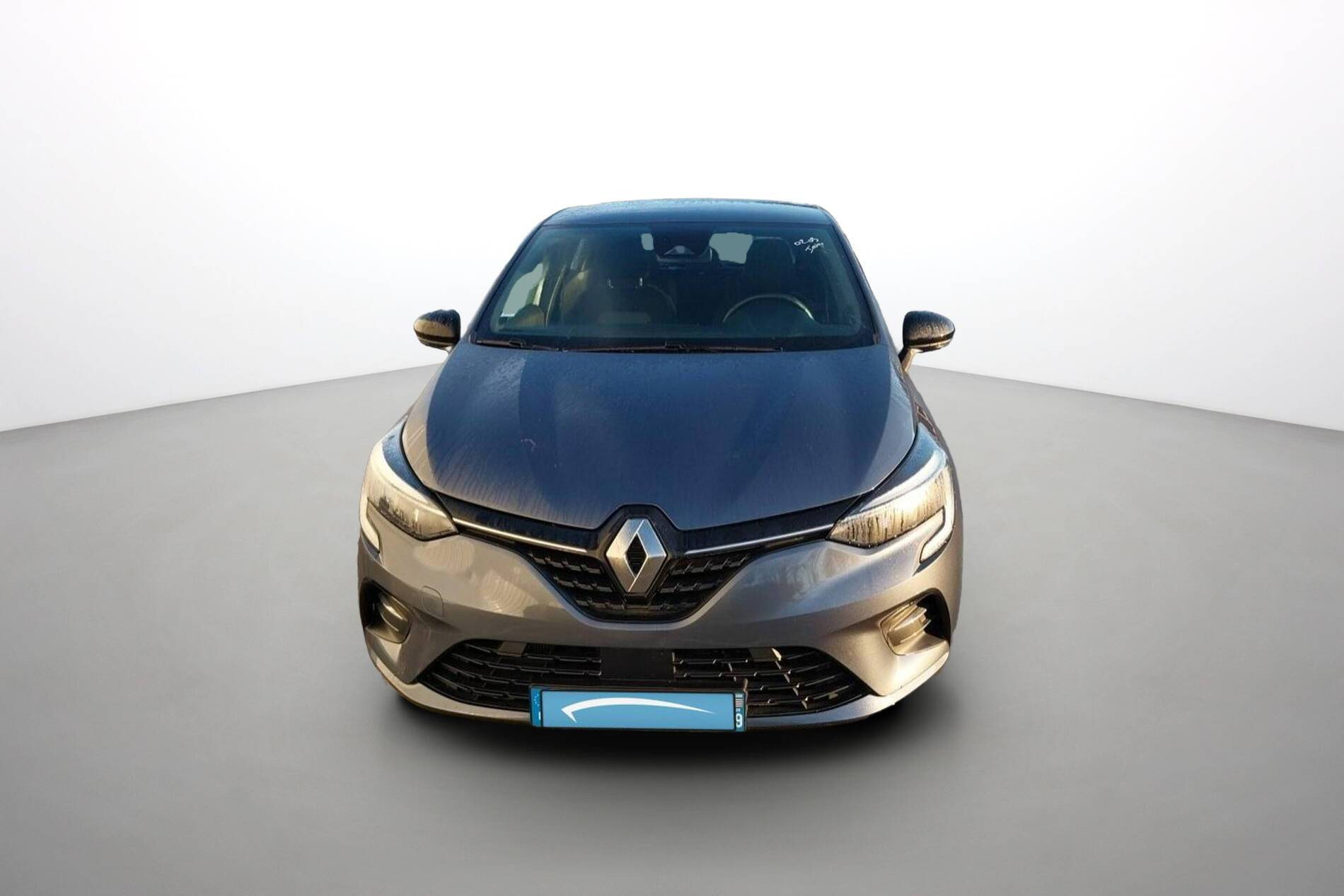 Vente en ligne Renault Clio 5 Clio E-Tech 140 - 21 au prix de 15 790 €