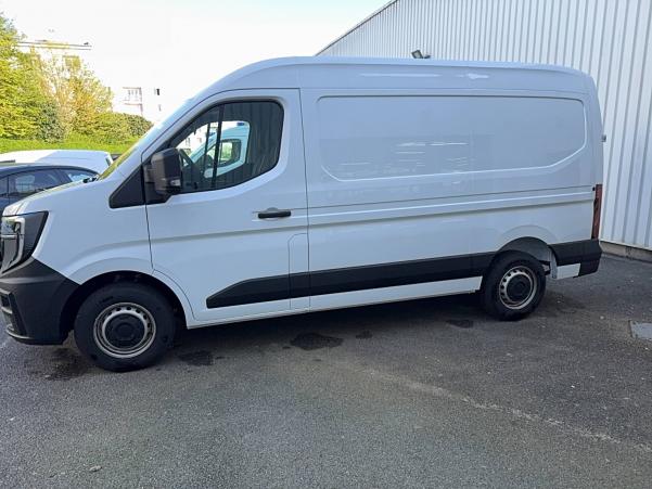 Vente en ligne Renault Master MASTER FGN TRAC 3T3 L2H2 BLUE DCI 130 au prix de 44 590 €