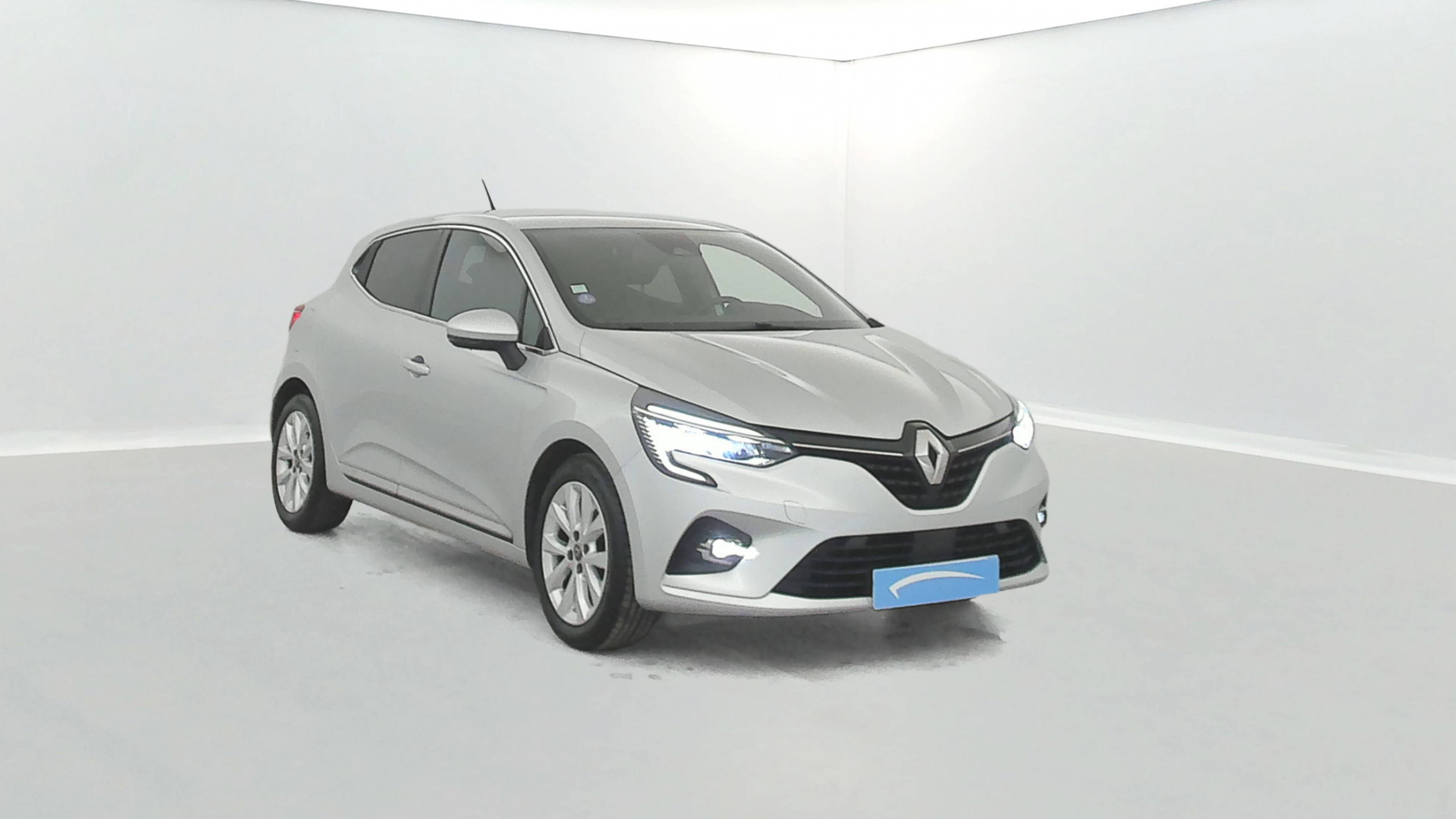 Vente en ligne Renault Clio 5 Clio TCe 100 au prix de 13 990 €