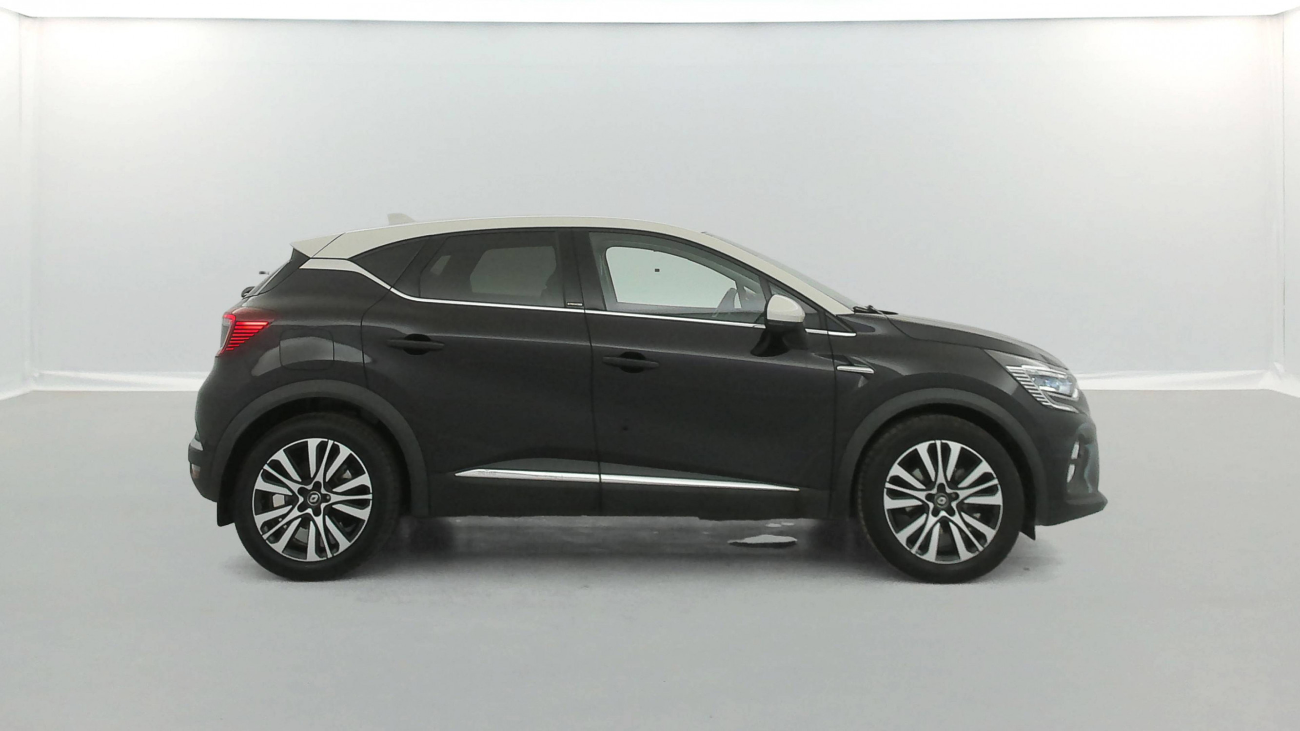 Vente en ligne Renault Captur  E-Tech Plug-in 160 - 21 au prix de 18 490 €