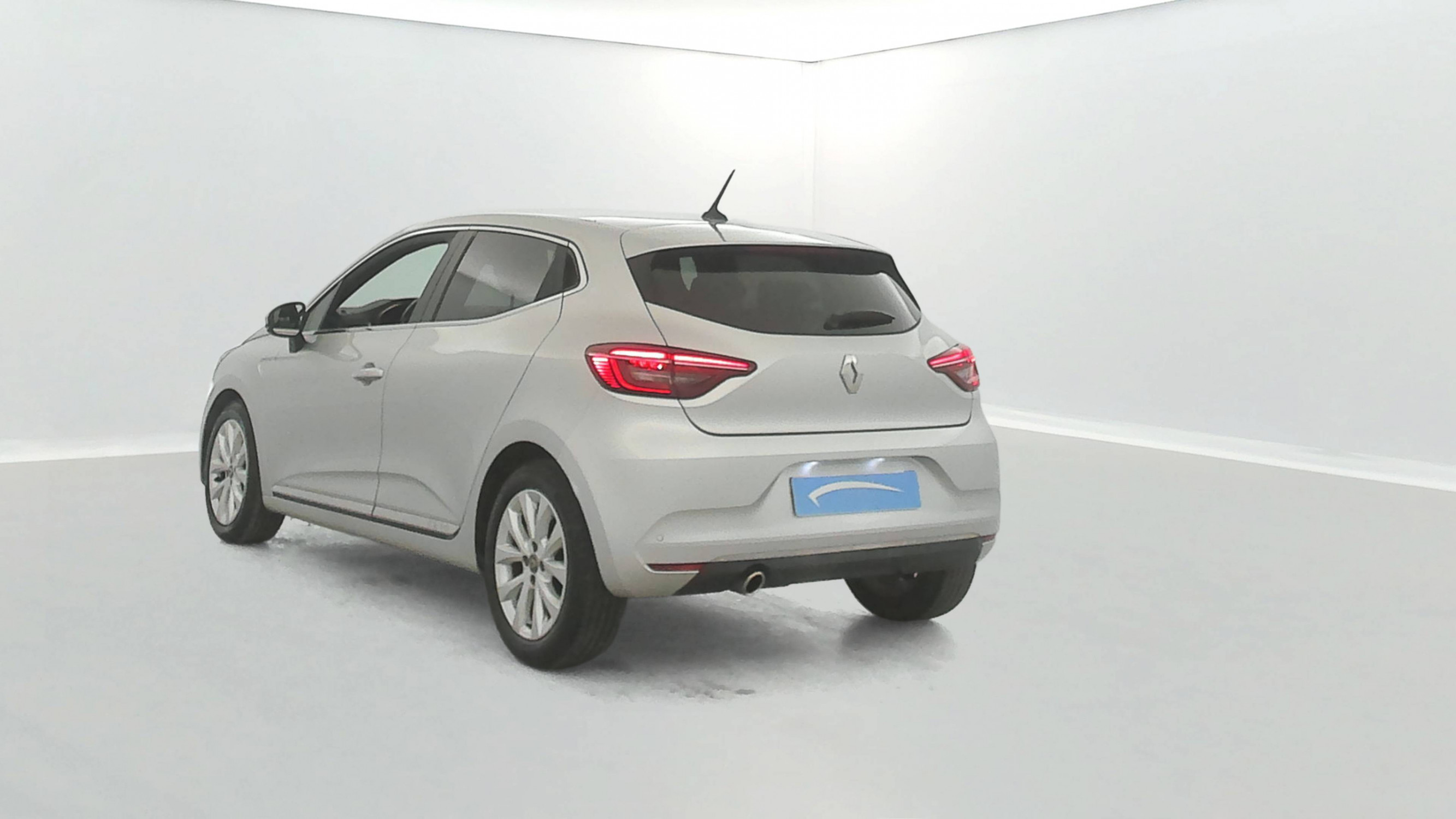 Vente en ligne Renault Clio 5 Clio TCe 100 au prix de 13 990 €