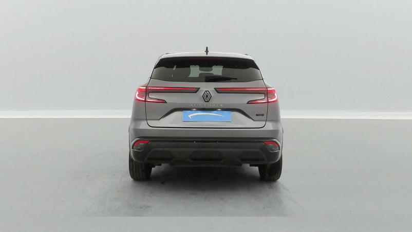 Vente en ligne Renault Austral  E-Tech hybrid 200 au prix de 33 990 €