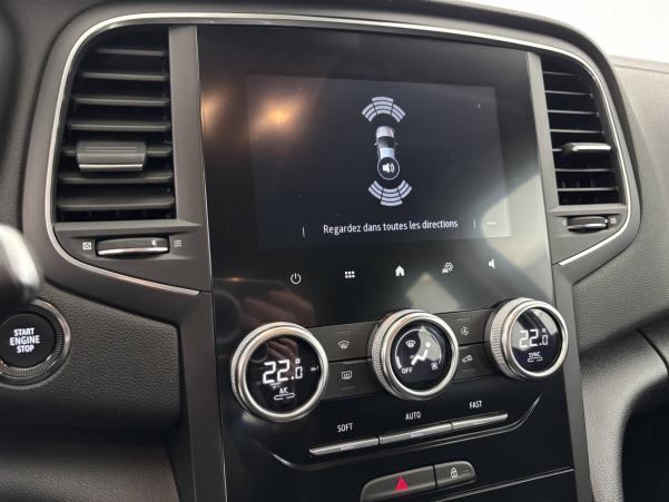 Vente en ligne Renault Megane 4 Mégane IV Berline Blue dCi 115 - 21N au prix de 18 990 €