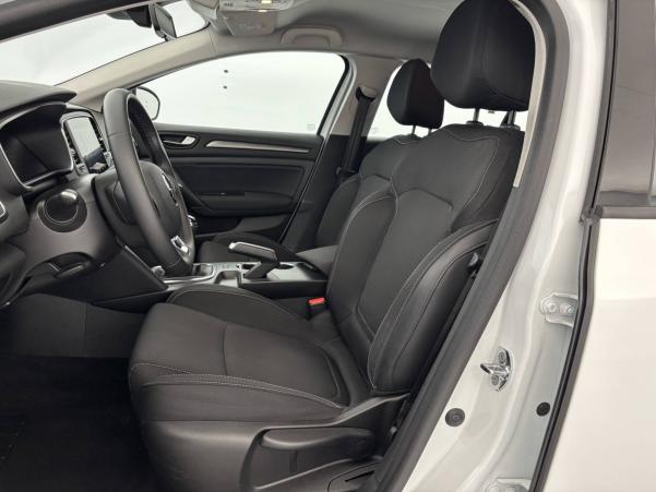 Vente en ligne Renault Megane 4 Mégane IV Berline Blue dCi 115 - 21N au prix de 18 990 €