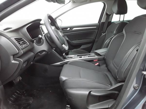 Vente en ligne Renault Megane 4 Estate  TCe 140 EDC au prix de 23 990 €