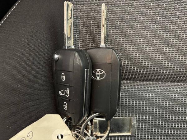 Vente en ligne Toyota Proace City Verso Proace City Verso Long 1.5L 130 D-4D BVM6 au prix de 27 790 €